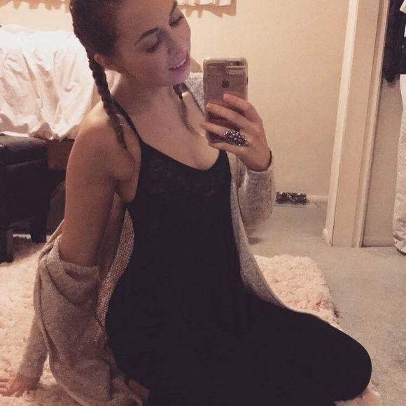 Meet your Posher, Rebecca - Picture 1 of 2